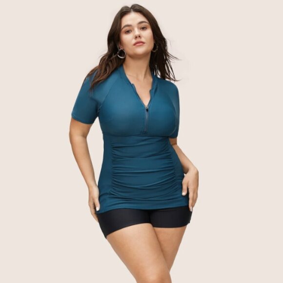 BloomChic Other - BloomChic Zipper Raglan Sleeve Ruched Swim Top